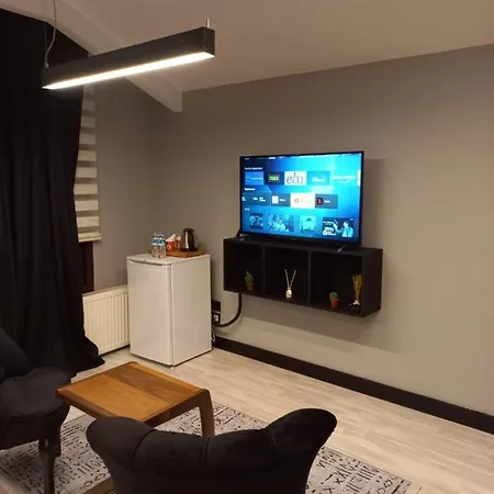 Konukevi Sari Koesk İstanbul
