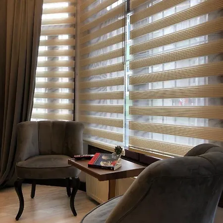 Konukevi Sari Koesk İstanbul